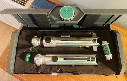 Ahsoka tano dual - ahsoka,