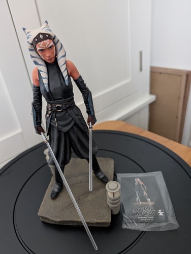 Star wars gentle giant ahsoka - star,